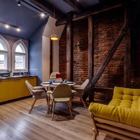 Leogrand Apartments On Kniazia Romana 6 Lviv Eksteriør billede