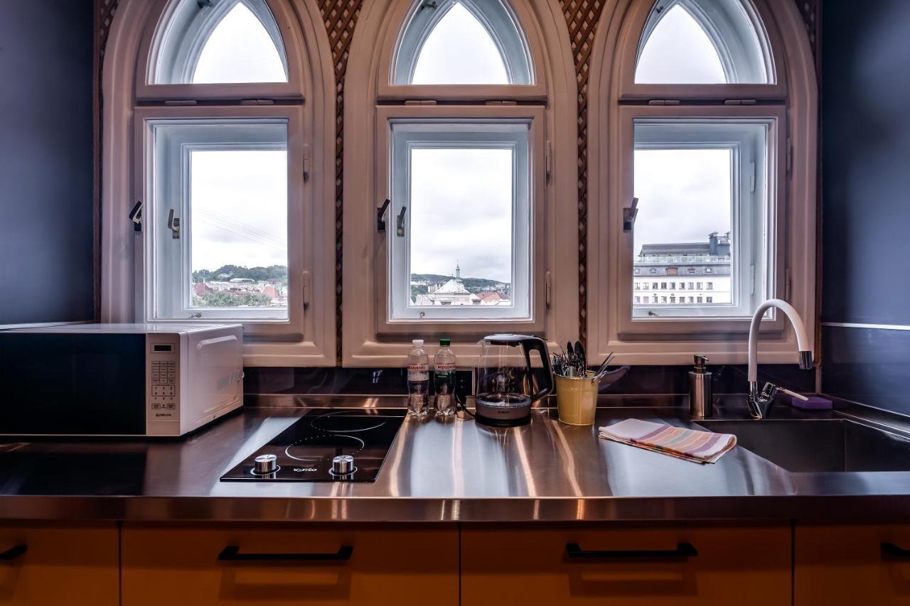 Leogrand Apartments On Kniazia Romana 6 Lviv Eksteriør billede