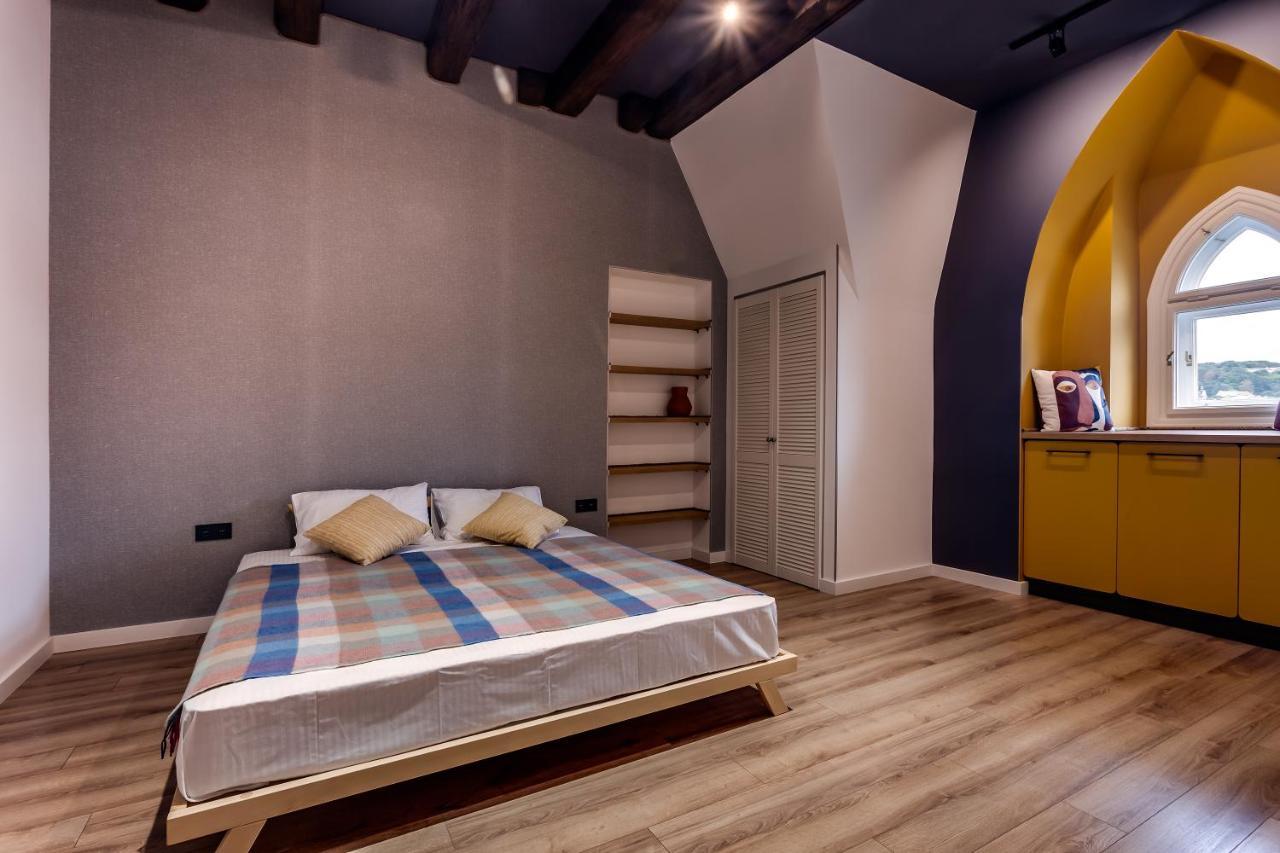 Leogrand Apartments On Kniazia Romana 6 Lviv Eksteriør billede
