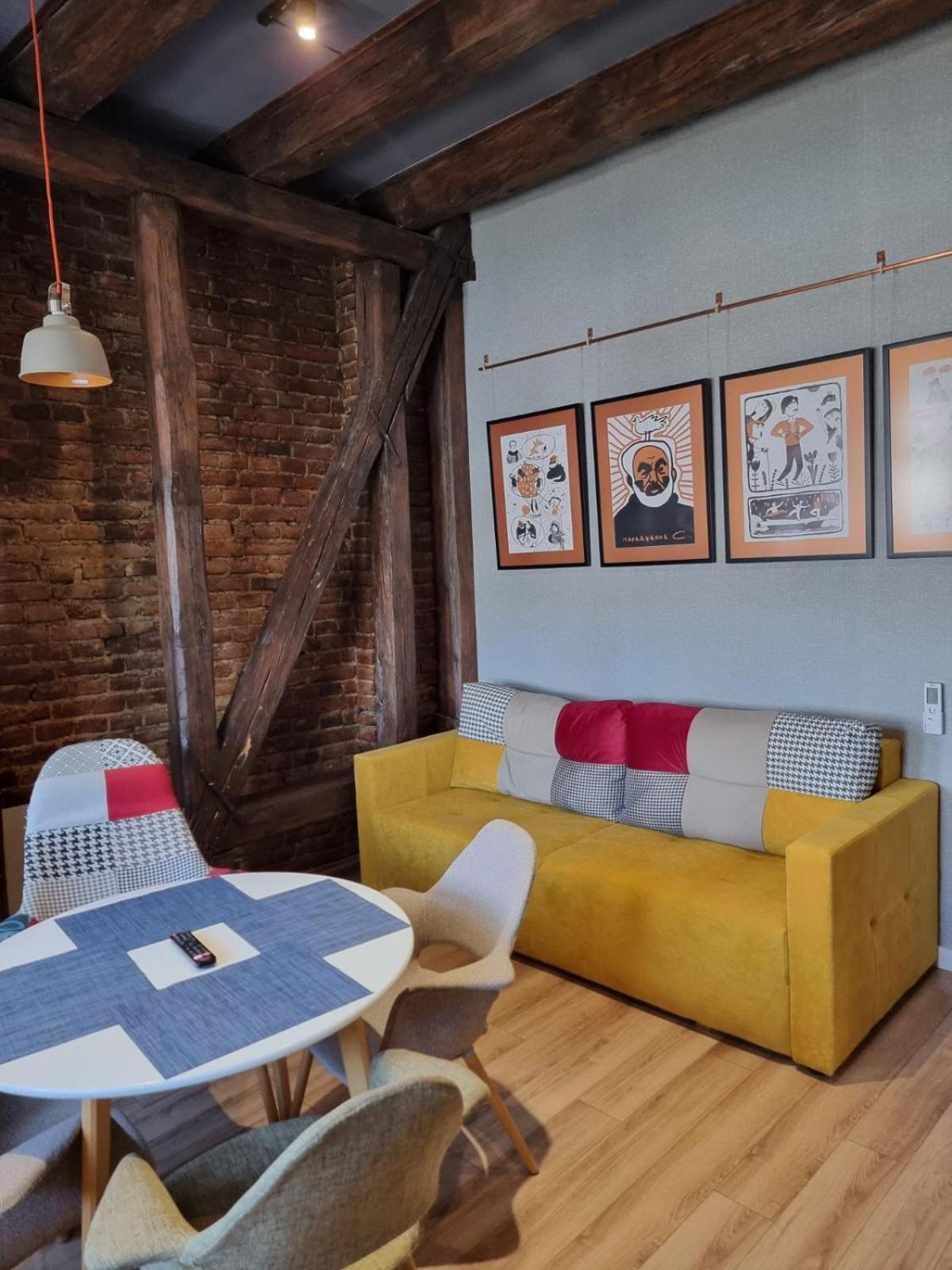 Leogrand Apartments On Kniazia Romana 6 Lviv Eksteriør billede